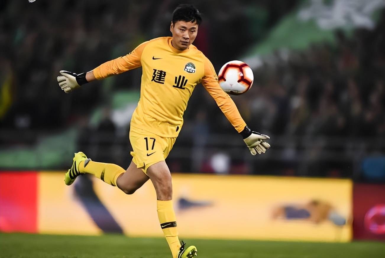 爱游戏app包含Faker焦点对战，穆雷与80激战利物浦分钟，领先优势明显胜负难料！引发球迷热议的词条